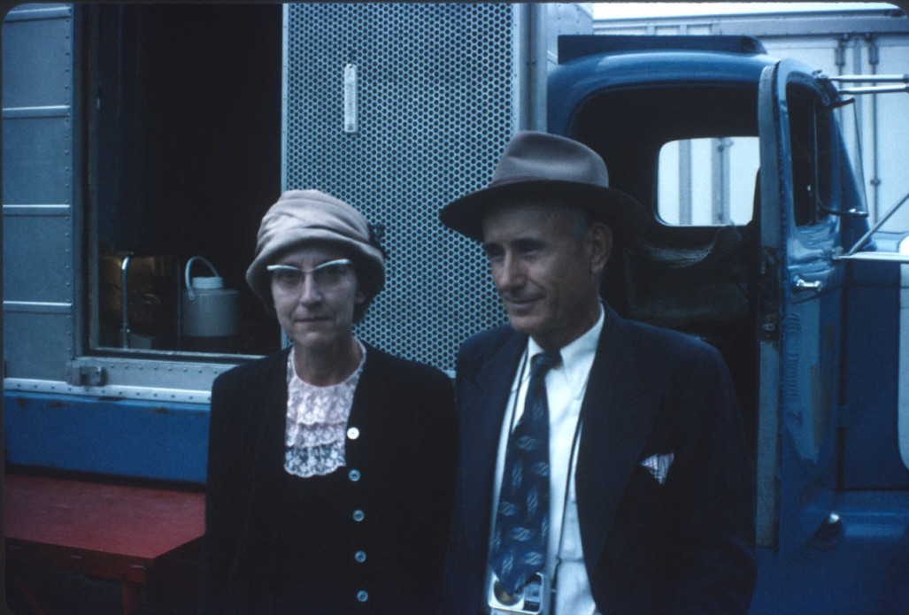 Actor George Mitchell (Jake Kiner) and Actress Hope Summers (Mrs. Kiner) pose for a photograph on set.